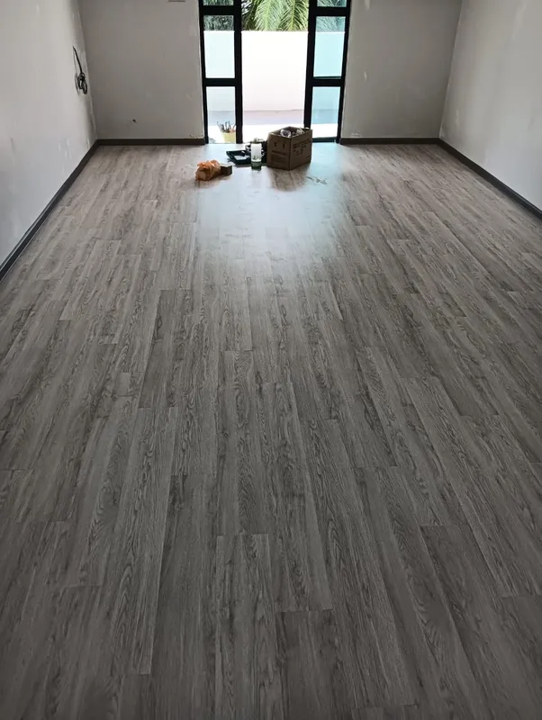 T1W-33307 Vinyl 3mm-1 Flooring — available in Malaysia